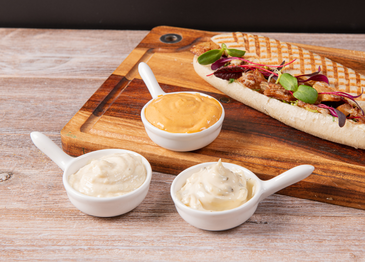 Nestlé Professional - Studené omáčky, dipy a dresinky