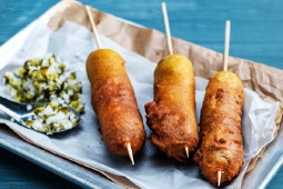 Vegán Corn Dog paradicsomos mártással és mustárral recept